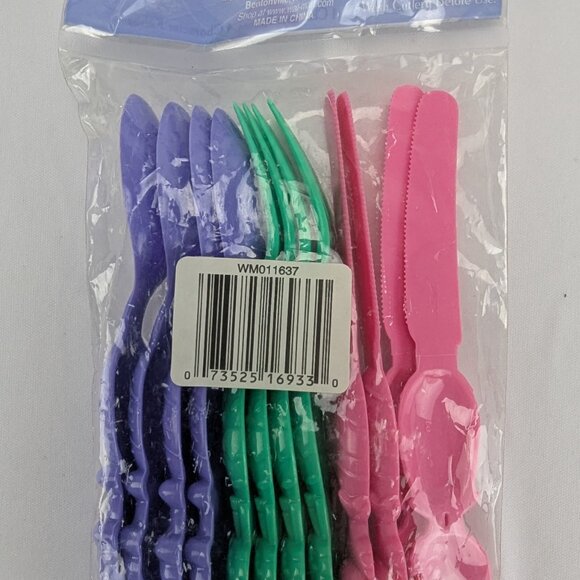 Vintage Easter Character Cutlery Plastic 12 Pieces Party Pink Green Purple New - Picture 5 of 6